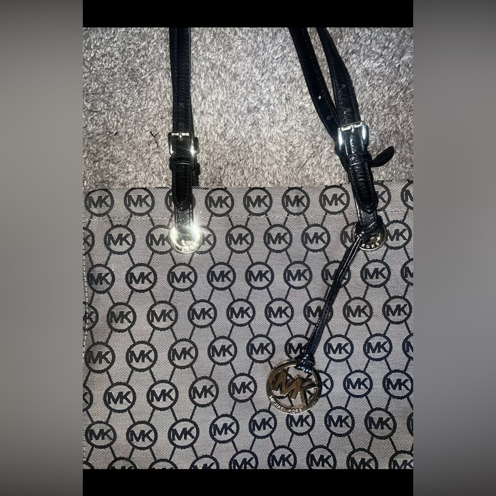 Michael Kors Signature Jet Set Brown Logo Tote Shoulder Handbag Purse